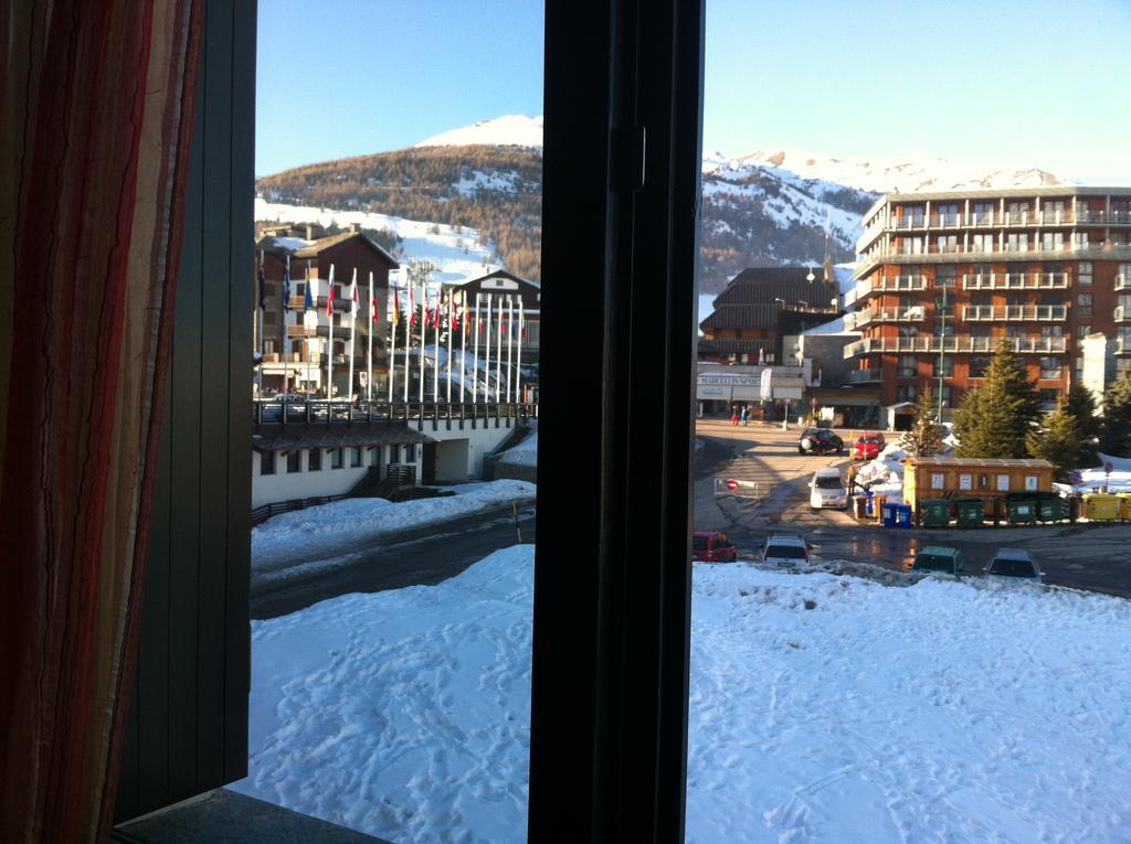 Torre Dell'Orologio Apartment Sestriere Luaran gambar